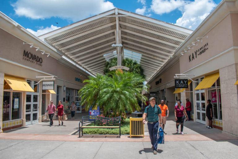 Premium Outlet in International Drive area 1